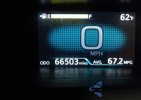 2022 Toyota Prius Prime Le из США, поврежденный, VIN JTDKAMFP6N3208603